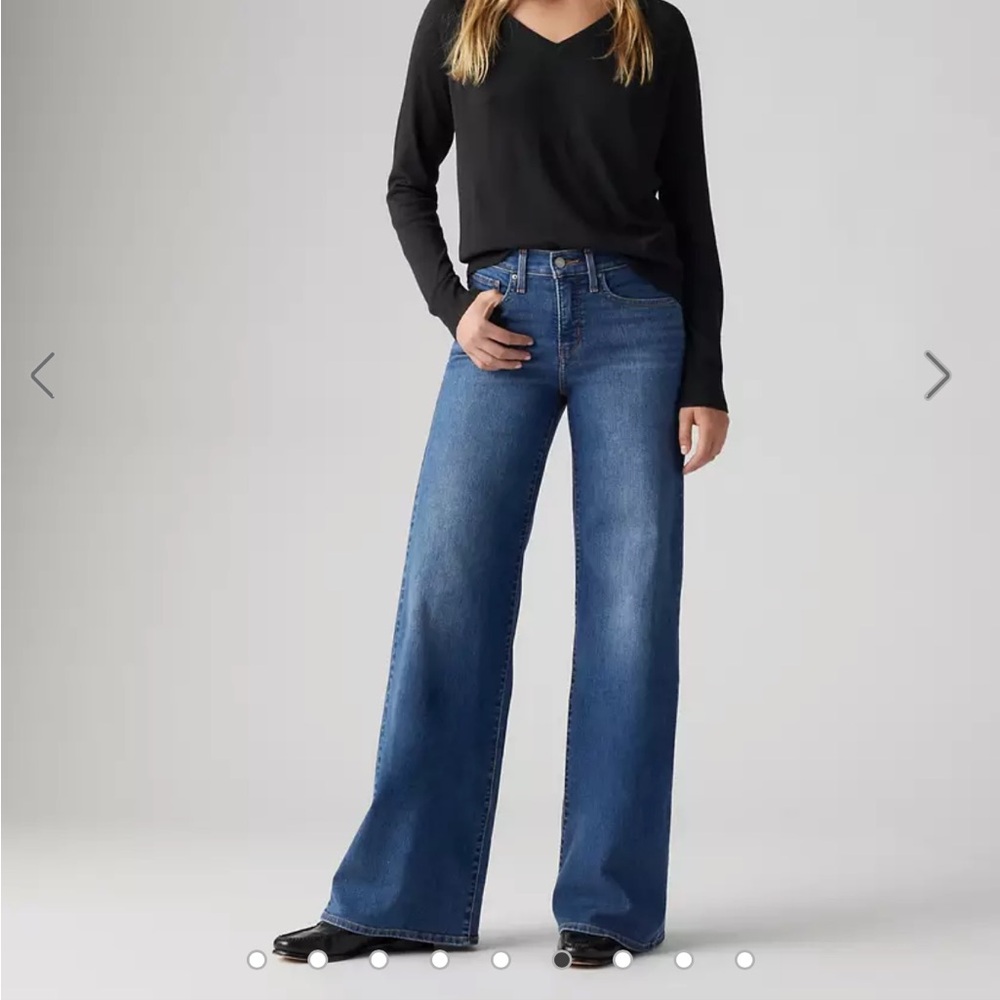 Levi’s 318 Shaping Wide Leg Women's Jeans dark wash size 25